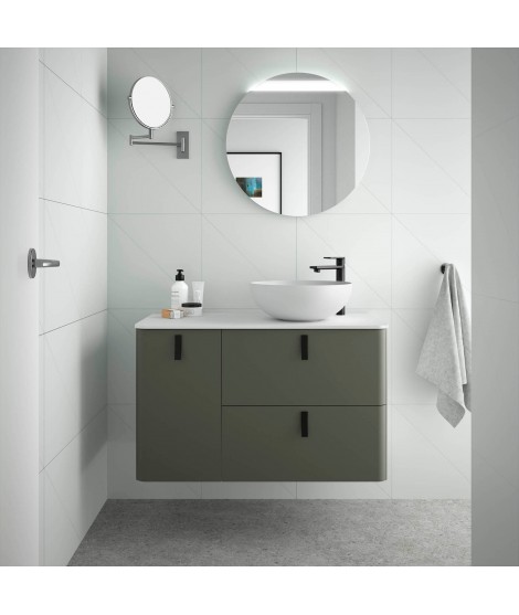 MUE.UNIIQ 120 IZD CASTAÑO
